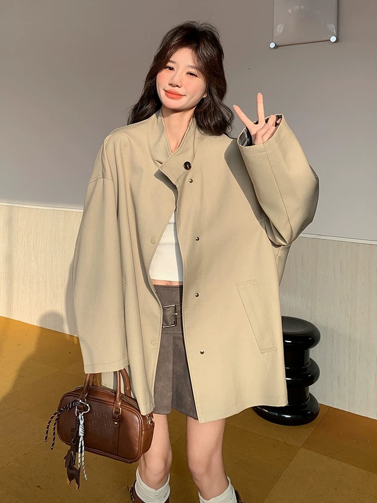 The land racing  coat COA180 images